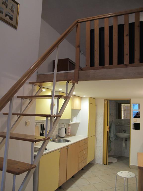 Apartament Kazimierz Brzozowa Apartamento Cracovia Habitación foto